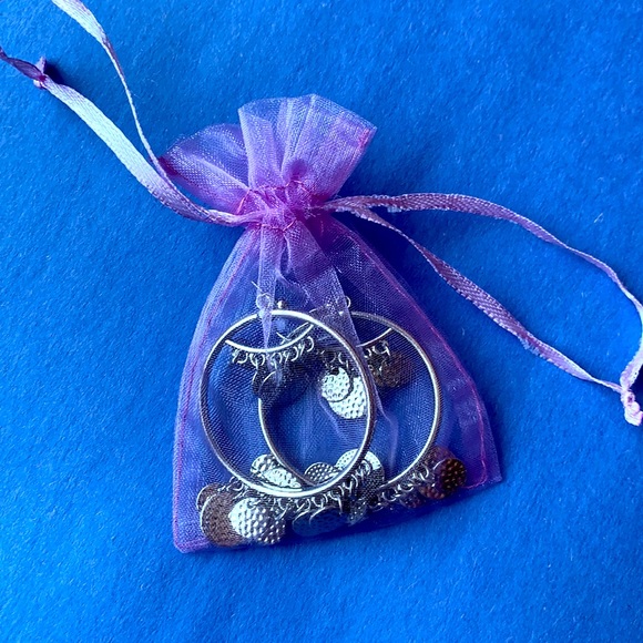 NWOT Dangly Coin Hoop Earrings - Picture 6 of 6